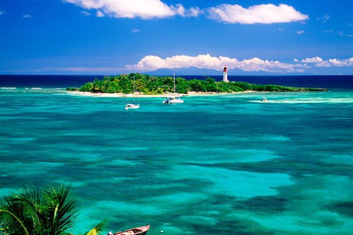 Romantique Et Bel Appartement En Bord De La Mer, Piscine Surveillee Et Belle Plage A 50M サン・フランソワ エクステリア 写真