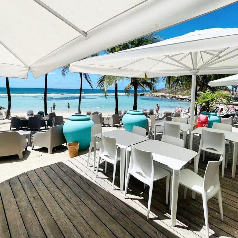 Romantique Et Bel Appartement En Bord De La Mer, Piscine Surveillee Et Belle Plage A 50M サン・フランソワ エクステリア 写真